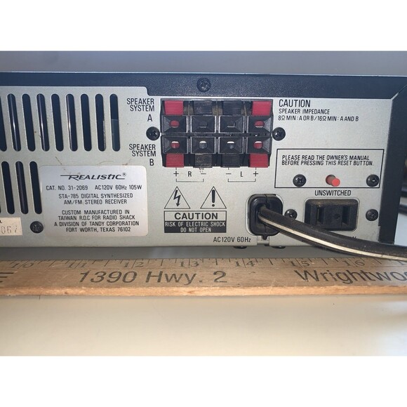 Realistic STA-785 Digital Synthesized AM/FM Stereo Receiver (WORKING) Tested - Picture 7 of 9